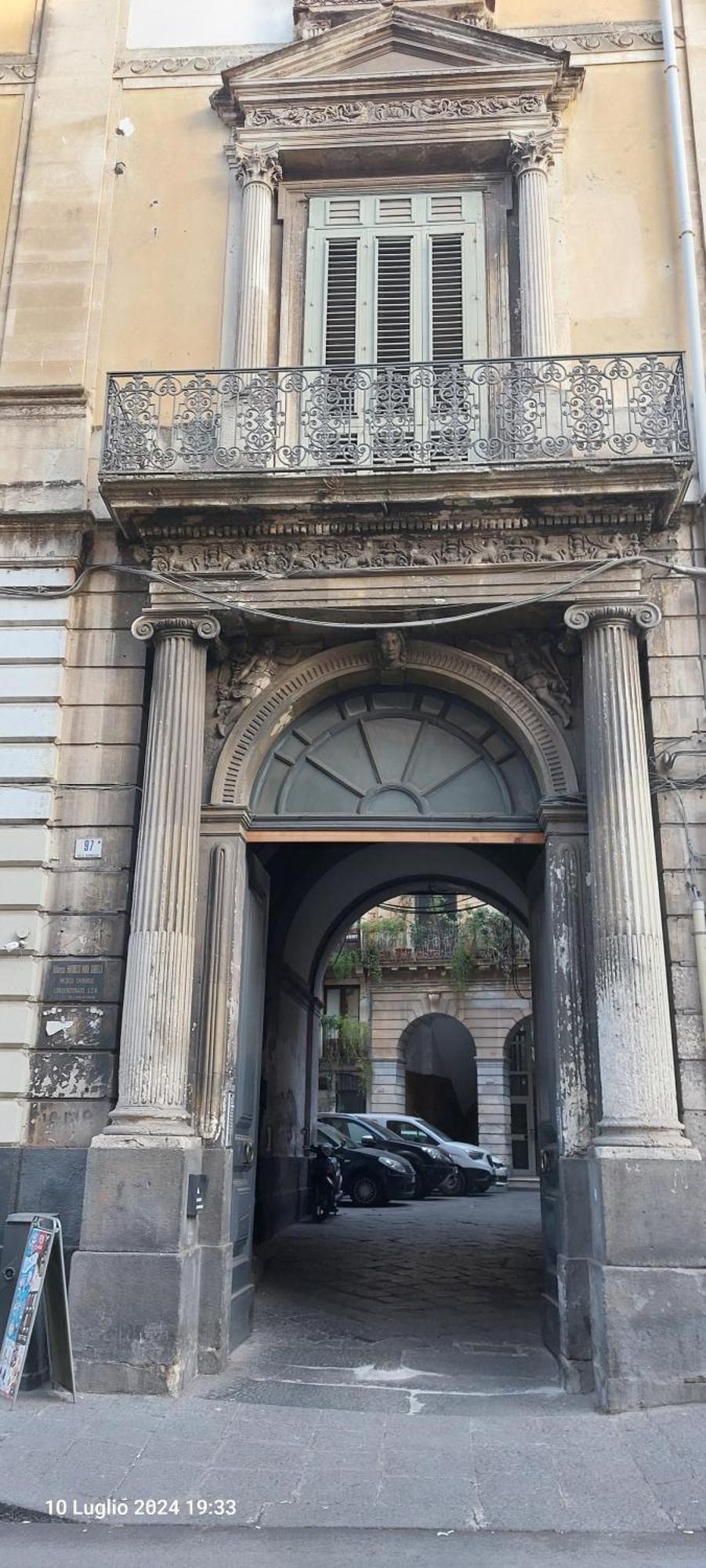 Ciuri Tuttu L'Annu Rooms Catania Exterior photo