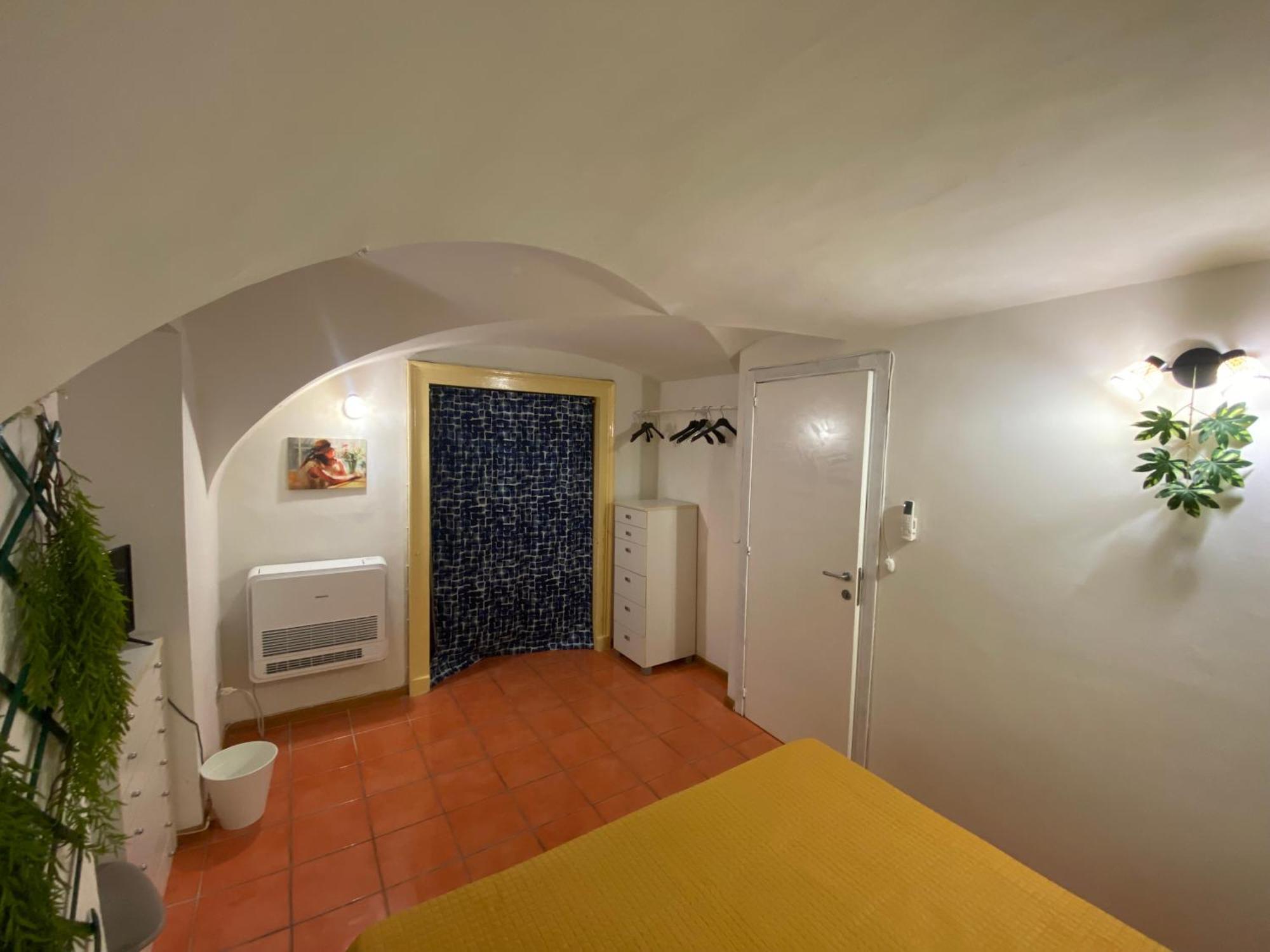 Ciuri Tuttu L'Annu Rooms Catania Exterior photo