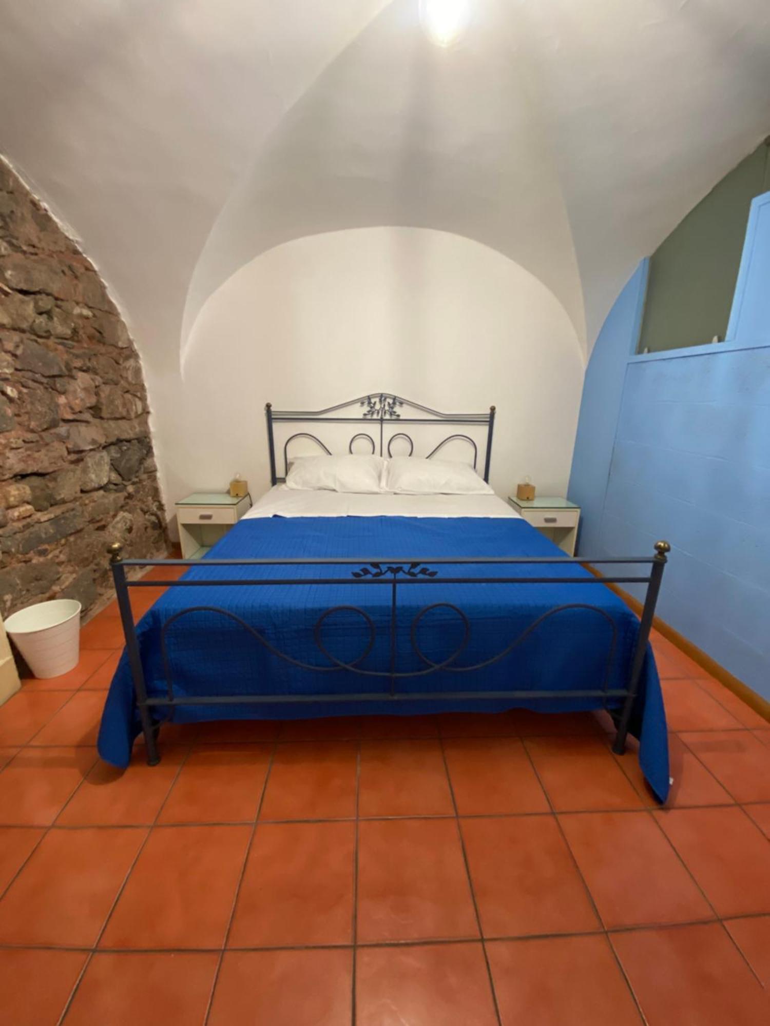 Ciuri Tuttu L'Annu Rooms Catania Exterior photo